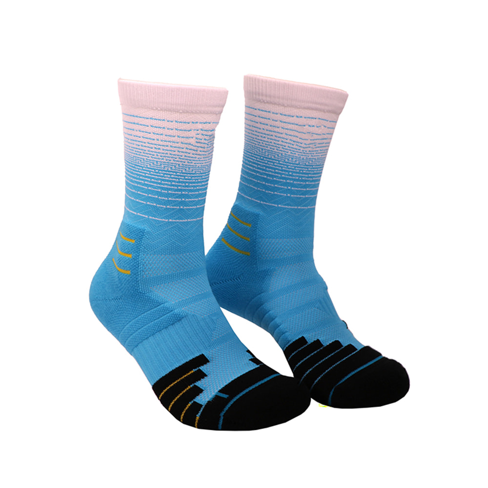 Environmentally Friendly, Antibacterial, And Odor Resistant Cycling Socks